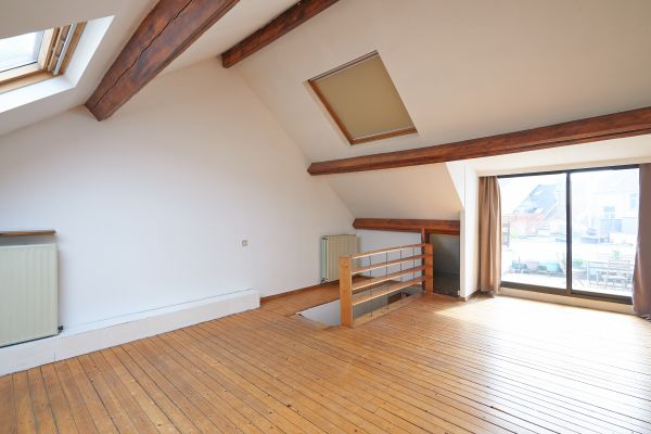 Cost of Attic Window Installation in Walnut Creek